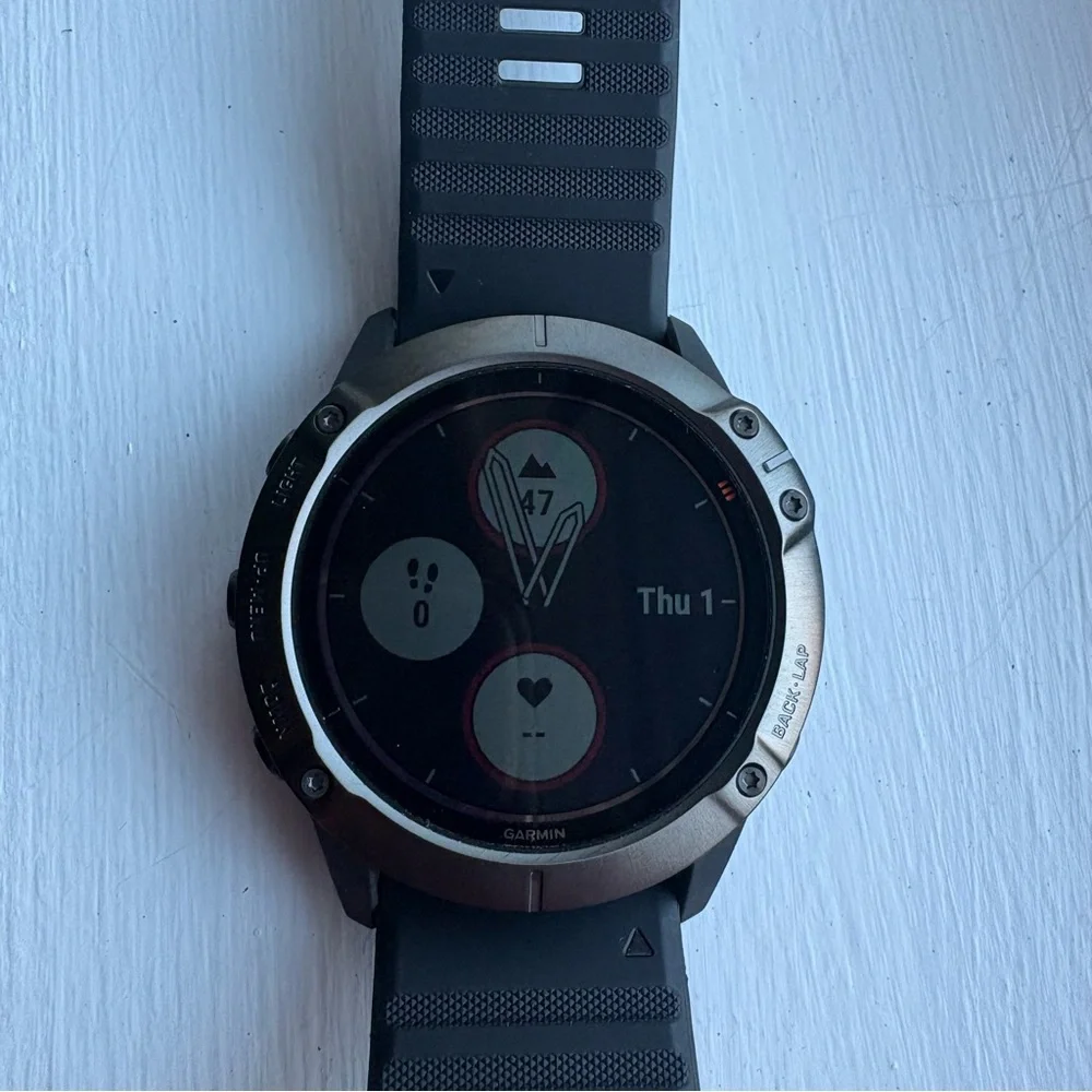 Garmin Fenix 6X Pro Solar in Carbon Gray w/ Black Band - Picture 4 of 6